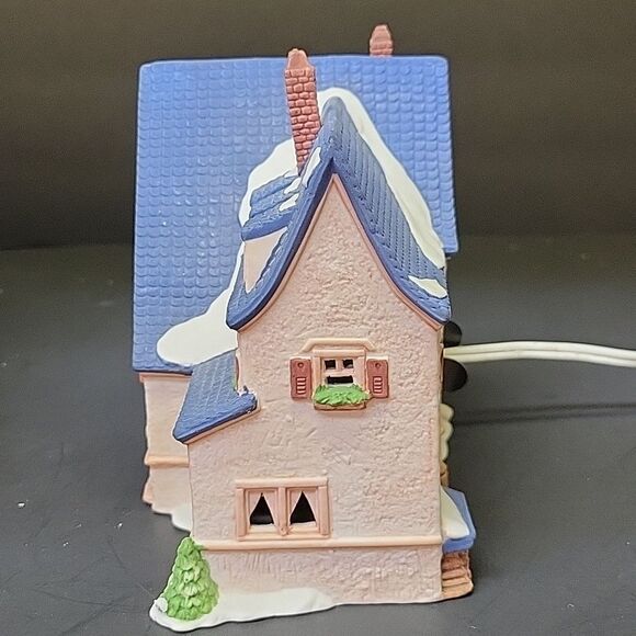 Department 56 Alpine Village Series Apotek & Tabak Retired 6540-4 - Picture 4 of 7